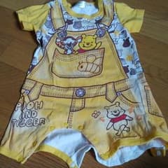 ロンパース　プーさん　70センチのサムネイル