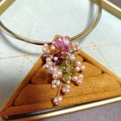 ２日間限定　エステール　CHIKORIKA 花モチーフ ネックレス・ブローチ