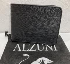 ALZUNI 二つ折り財布 ブラック レザー　シャークレザーのサムネイル