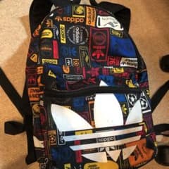 アディダスオリジナルスバックパックのサムネイル
