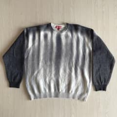 Supreme 23f/w Blurred Logo Sweaterのサムネイル