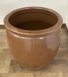 【特大】常滑焼 かめ 壺 飴釉「見」の刻印有 高さ43.5cm 漬物 睡蓮鉢 特大】常滑焼 かめ 壺 飴釉「見」の刻印有 高さ43.5cm 漬物 睡蓮鉢