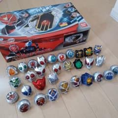 仮面ライダーウィザード ドライバー&ウィザードリングのサムネイル