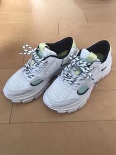 Zara スニーカー  24.5のサムネイル
