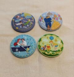 ディズニー　刺繍　缶バッジ　 4個セットのサムネイル