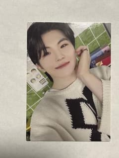 ウジ SEVENTEEN HOME プルオーバーのサムネイル
