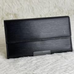 美品 ルイ ヴィトン ポルトトレゾールインターナショナル エピ ノワール 長財布のサムネイル
