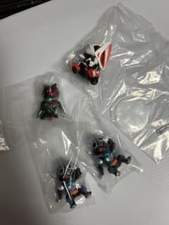 仮面ライダー ミニフィギュア 4点セット ガチャのサムネイル
