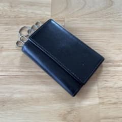 m*z様 【超メルカリ市限定価格】【未使用品】GUCCI ブラック レザー キー GUCCI 6連 キーケース ブラック レザー - メルカリ