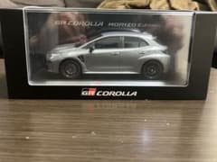 TOYOTA GRカローラ　ミニカー　カラーサンプル　1/30のサムネイル