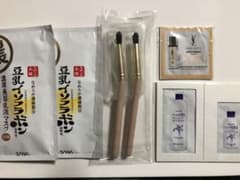 VoCE 2021年3月号付録 デカ目製造ブラシ、マスクのサムネイル