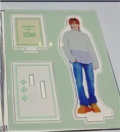 SEVENTEEN セブチ　セブチカフェ　ディエイト　アクスタのサムネイル