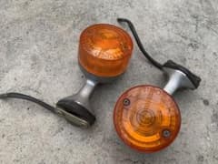 ホンダ スーパーカブ(C50 AA01)純正リヤウィンカー2個セットのサムネイル