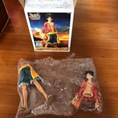 ワンピースフィギュアのサムネイル