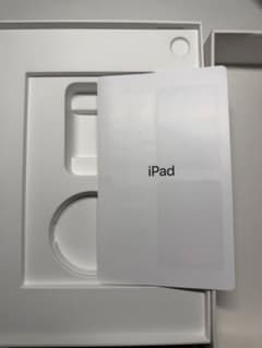 iPad（A16）2025 11インチの空箱（本体ではありません）のサムネイル