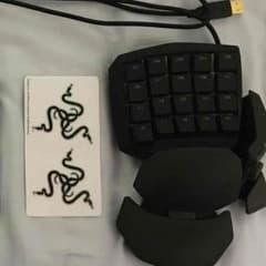 ☆値下げ！☆ほぼ新品！Razer Owbweaver chromaのサムネイル