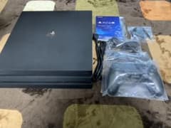 PlayStation4 Pro 1TB Jet Blackのサムネイル