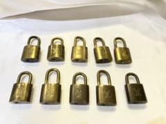 LOUIS VUITTON パドロック 南京錠 10個セットのサムネイル