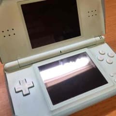 ニンテンドーDSライトのサムネイル