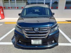 トヨタ ヴォクシー ハイブリッドのサムネイル