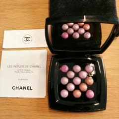 【nino nino 様専用】【CHANEL限定品】チーク・アイシャドウ♪のサムネイル