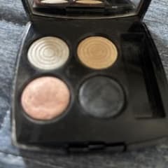 CHANEL 아이섀도