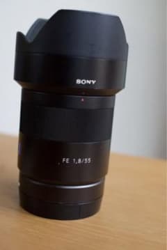 Sony Zeiss 55mm 1.8 E-Mount ソニー　カメラレンズのサムネイル