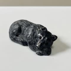 カナダ ソープストーン 熊 くま 石 石製 石彫 石彫り 置物 - メルカリ
