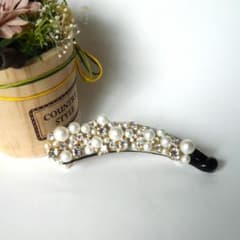 【9899】ビジューとコットンパールのバナナクリップ