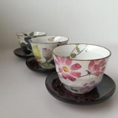 ★美濃焼★和藍　花かいろう湯呑み3個セット 茶托付きのサムネイル