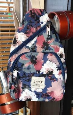 ☆新品 とっても可愛い花柄 ワンショルダー バッグのサムネイル