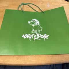Nasty Dog 緑色 紙袋 - メルカリ