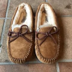 UGG モカシン　ダコタ　6のサムネイル