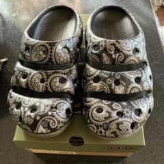 KEEN サンダル　ヨギアーツ　ペイズリーのサムネイル