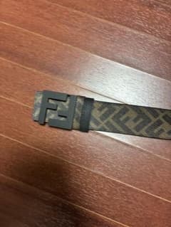 Fendi ロゴ入りリバーシブルレザーベルト確実正規品 - メルカリ