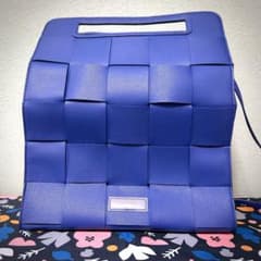 メゾンスペシャル　レディース　青色 編み込みデザイン ハンドバッグ