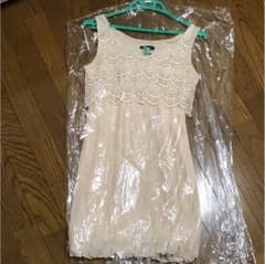 ※処分価格※デュラス 結婚式用 ドレスのサムネイル