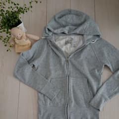 GAP☆ グレーパーカー☆Sのサムネイル