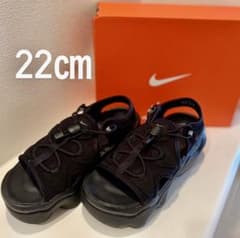 NIKE ナイキ　エアマックス ココ　22センチのサムネイル