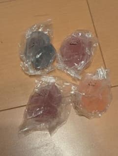 やわらかイカ？ 4個セット ガチャのサムネイル