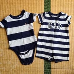 ✩.*˚babyGAP ロンパース　2枚セット✩.*˚のサムネイル