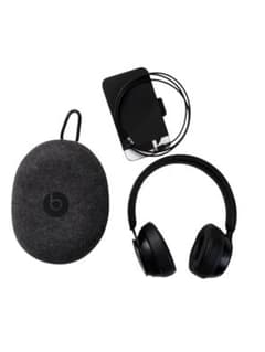 Beats solo pro ワイヤレスヘッドホン ブラック 本体ケース付き - メルカリ