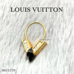 ルイ ヴィトン LOUIS VUITTON フープ ピアス 片耳 V ストーン ルイ ヴィトン LOUIS VUITTON フープ ピアス 片耳 V ストーン - メルカリ