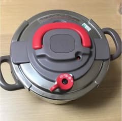 ティファール 新品未使用 圧力鍋 ６Ｌのサムネイル