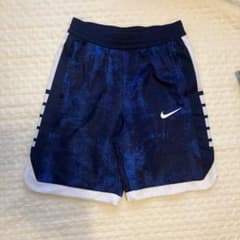 DAMBO様専用　ナイキNIKE ハーフパンツ  ジュニアのサムネイル