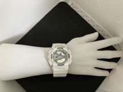 カシオ CASIO G-SHOCK GA-110C-7Aホワイトのサムネイル