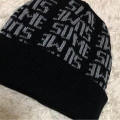 supreme ニット帽のサムネイル