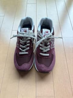New Balance 574 バーガンディ スニーカー　unisex 25.0のサムネイル