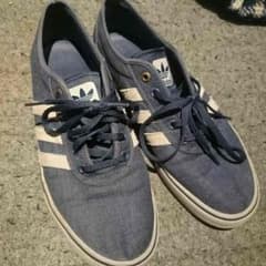 adidas スニーカー デニム生地のサムネイル