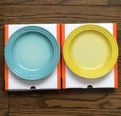 ル・クルーゼ　ラウンドプレート　15cm ２枚　i Trend様専用のサムネイル